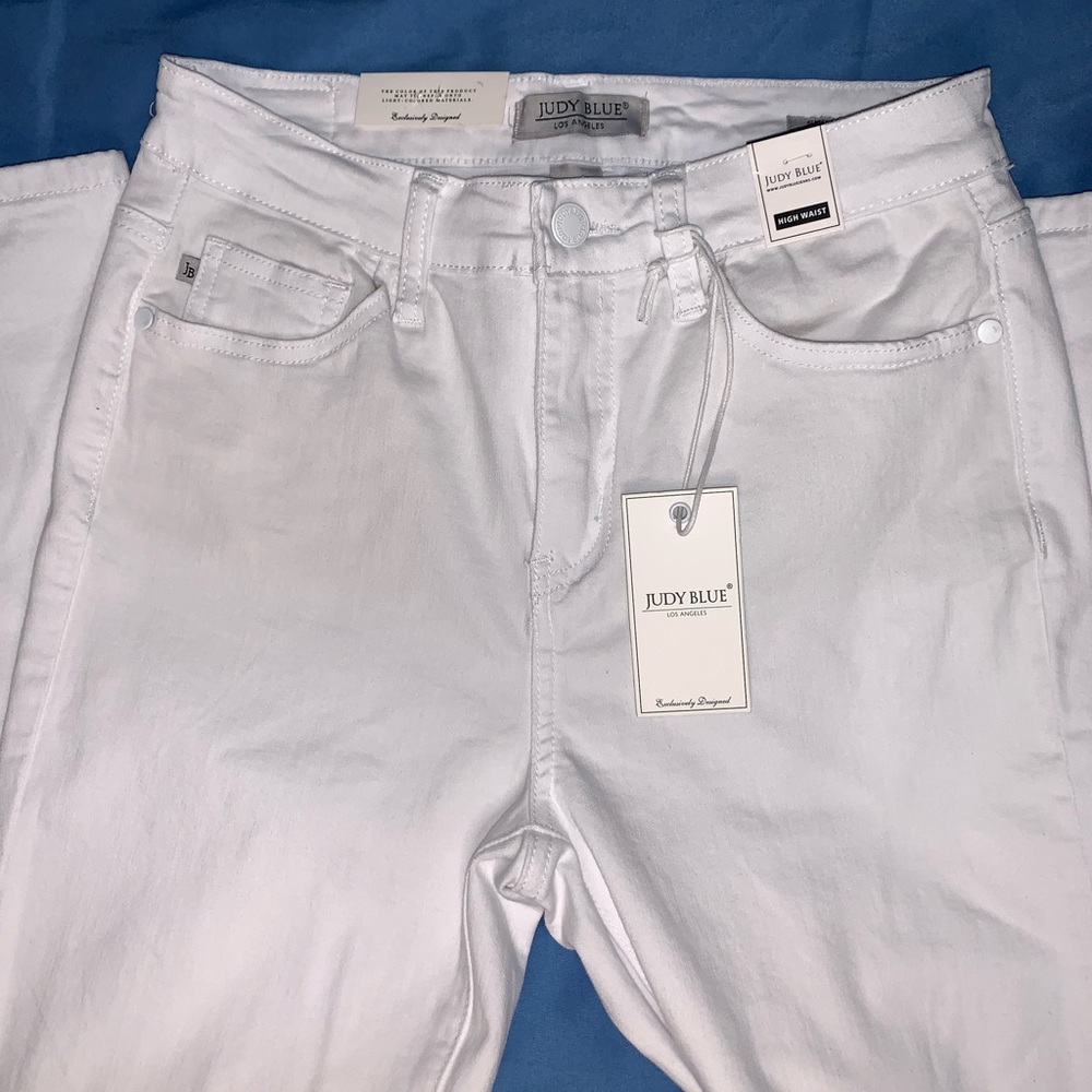 Judy Blue | White High Waisted Ripped Jeans